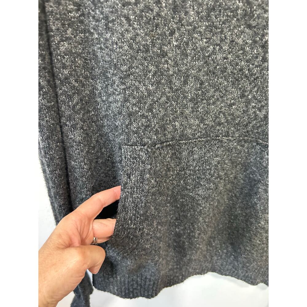 Abercrombie & Fitch charcoal grey knit sweater size M buttons classic - Picture 3 of 8